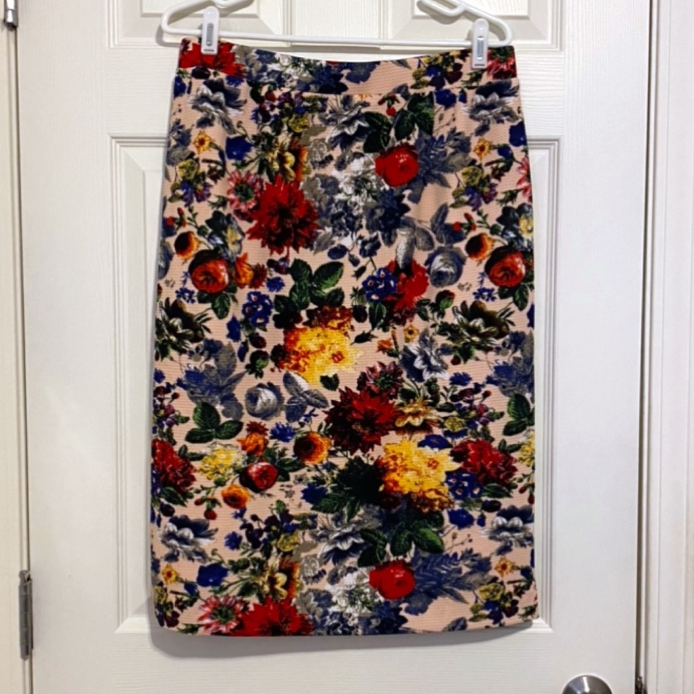 Pixley Floral Pencil Skirt NWOT